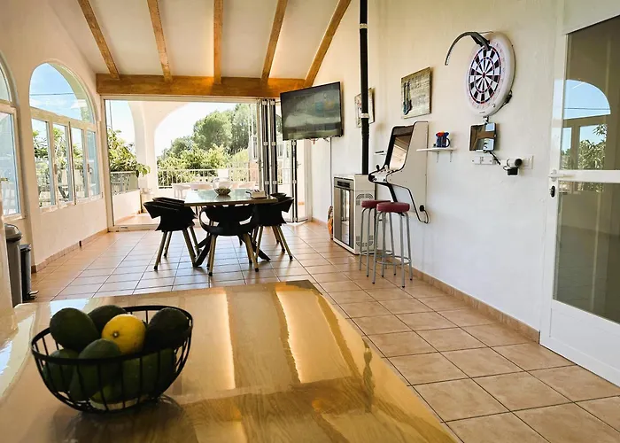 Villa Altaret *
